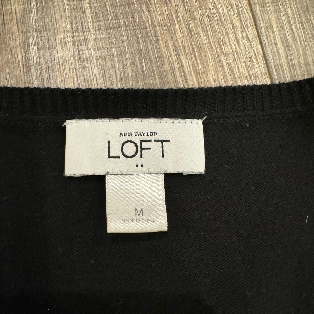 Ann Taylor Loft cardigan size M - Picture 7 of 7